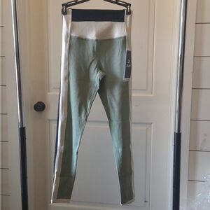 Women’s legging and bra set